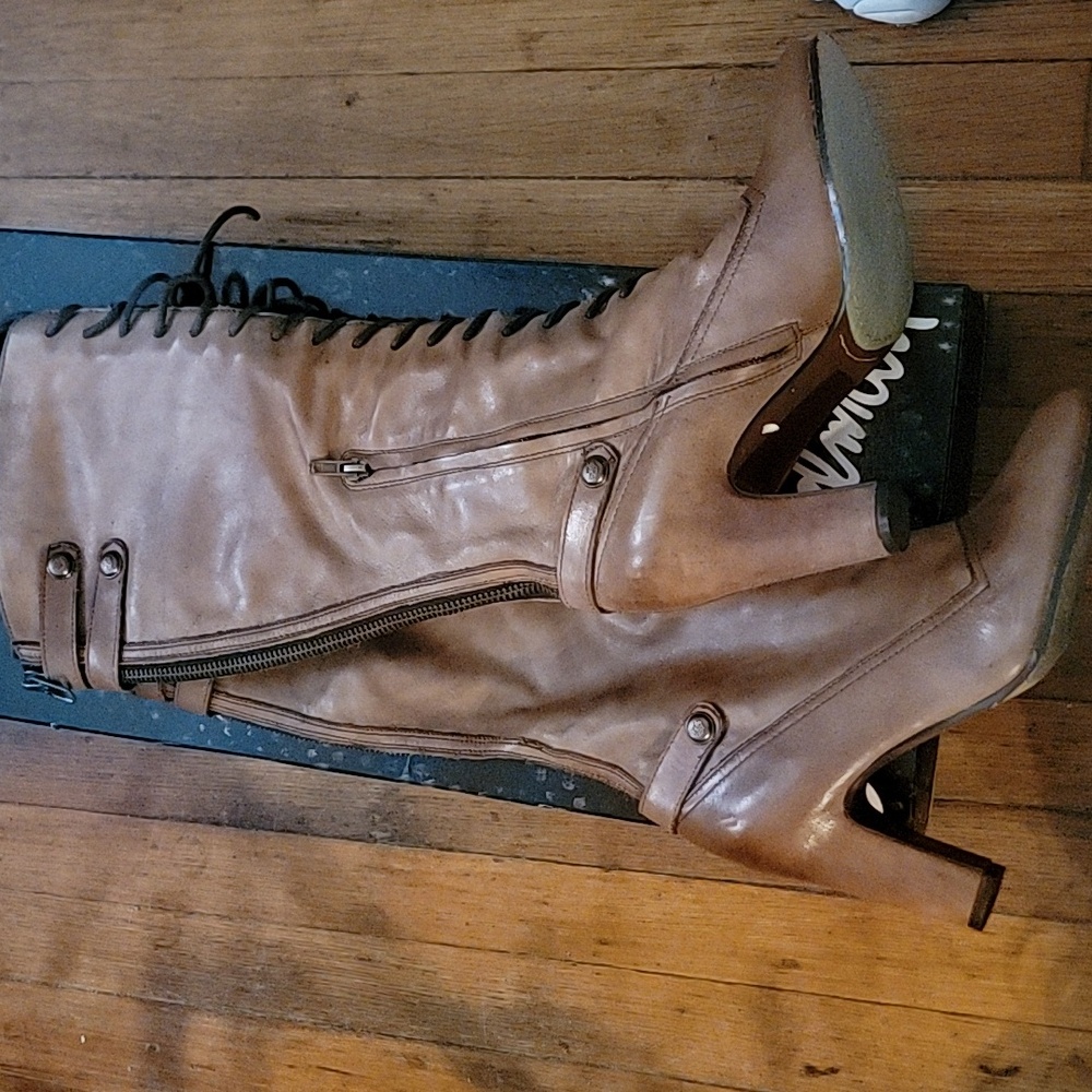 Brown Lace-Up Knee-High Boots - Picture 2 of 4